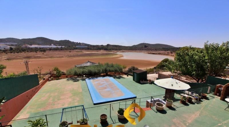 Castellón - Alcora - 1121m2