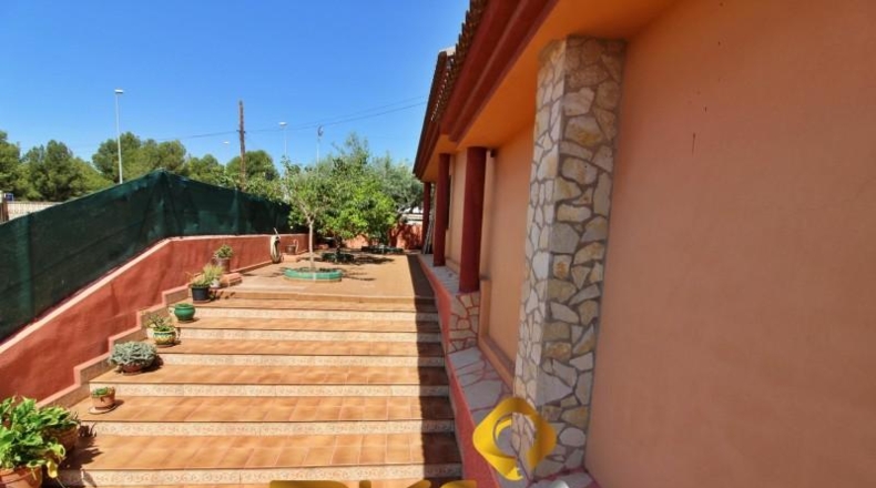 Castellón - Alcora - 1121m2