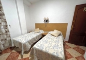 Xalet independent amb terreny en venda a la España, Lucena, ref.: TR163799 foto