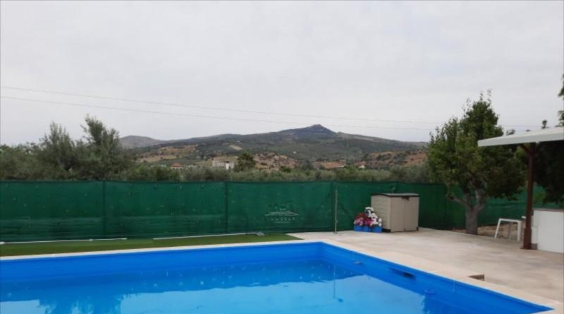 Córdoba - Cabra - 1800m2