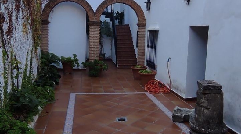 Córdoba - Baena - 958m2