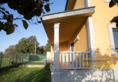 Detached villa with land for sale on España, Vilar de Sarria, ref: TR171038 photo