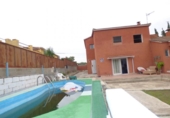 Chalet independiente con terreno en venta en la España, la Bisbal del Penedès, ref: TR151272 foto