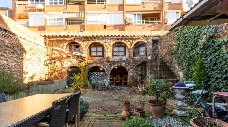 Barcelona - Sant Llorenç Savall - 559m2