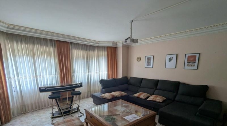 Navarre - San Adrián - 220m2