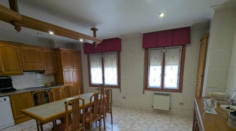 Navarre - San Adrián - 220m2