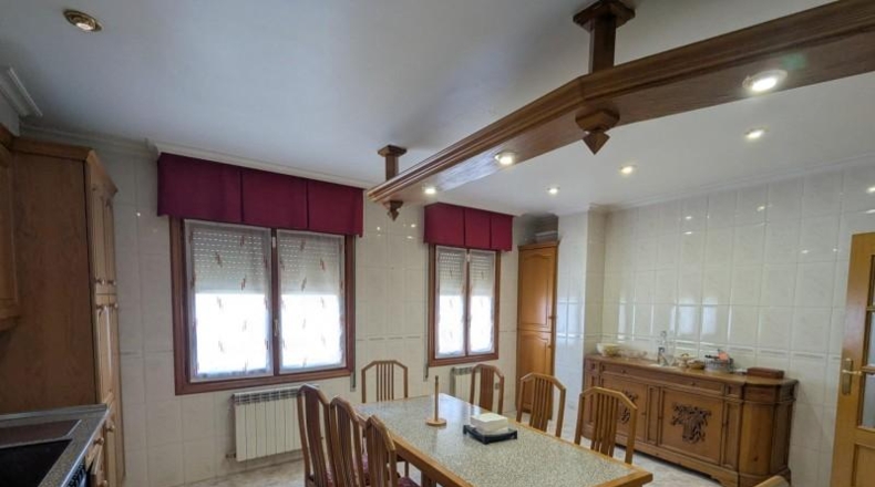 Navarre - San Adrián - 220m2