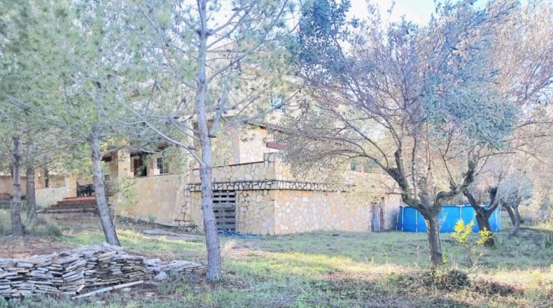 Caceres - Sierra de Fuentes - 2864m2
