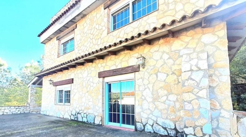 Caceres - Sierra de Fuentes - 2864m2