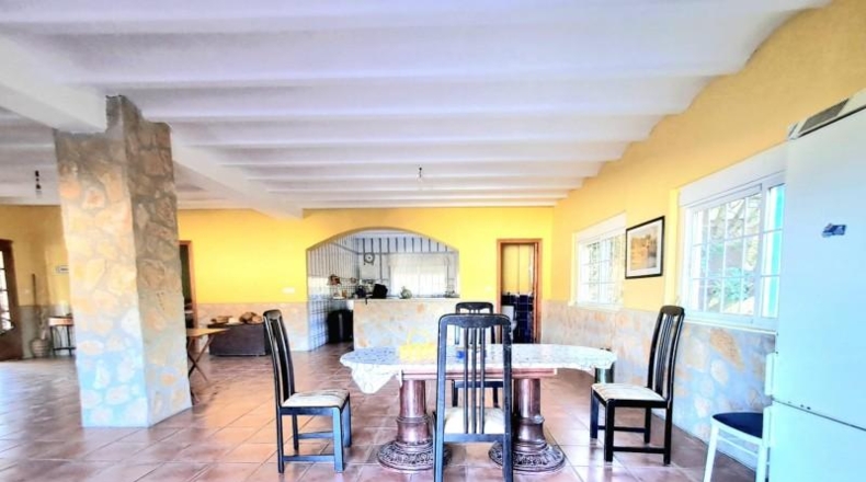 Caceres - Sierra de Fuentes - 2864m2