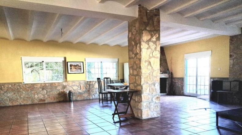 Caceres - Sierra de Fuentes - 2864m2