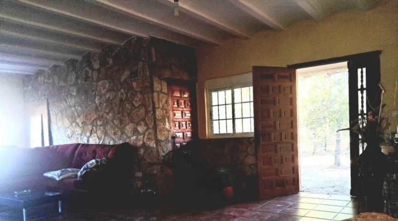 Caceres - Sierra de Fuentes - 2864m2