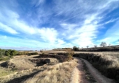 Chalet independiente con terreno en venta en la España, Argençola, ref: TR152642 foto