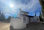 Chalet independiente con terreno en venta en la España, Fuente Álamo, ref: TR245970 foto