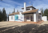 Chalet independiente con terreno en venta en la España, Fuente Álamo, ref: TR245970 foto