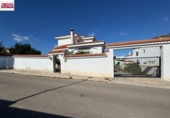 Detached villa with land for sale on España, Benissanó, ref: TR276189 photo