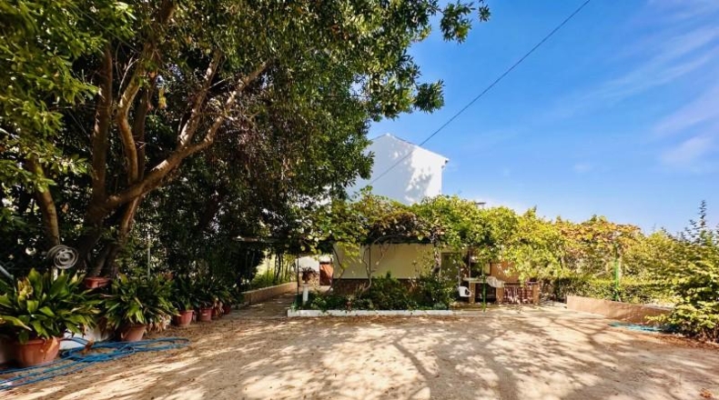 Granada - Лоха - 4500m2