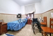 Дом с участком на продажу в городе Кордова Фото