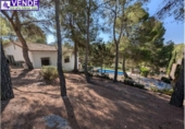 Xalet independent amb terreny en venda a la España, Saix, ref.: TR309818 foto