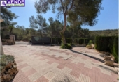 Xalet independent amb terreny en venda a la España, Saix, ref.: TR309818 foto