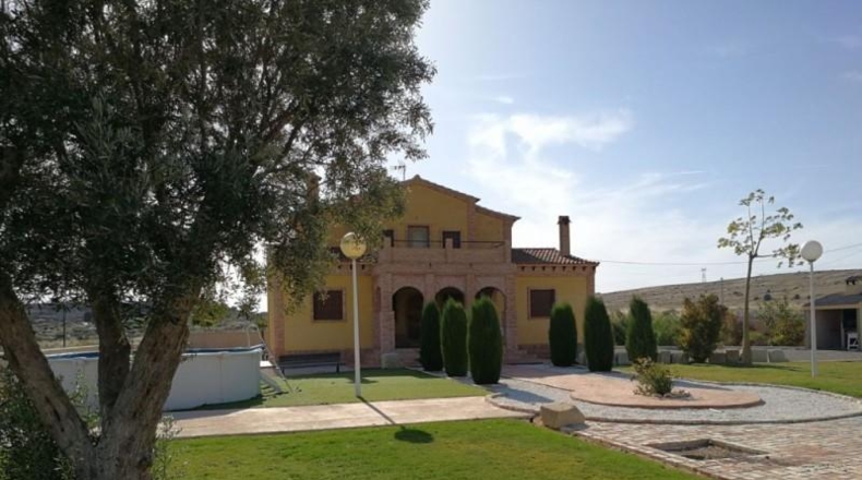 Alicante - Torrellano - 2000m2