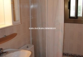 Отдельно стоящий дом с участком на продажу в городе l'Ametlla de Mar Фото