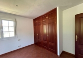Xalet independent amb terreny en venda a la España, Chaves, ref.: TR162265 foto