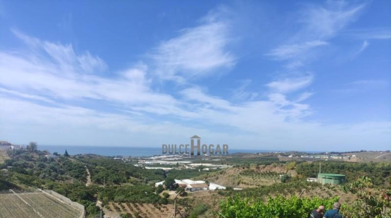 Málaga - Almayate Alto - 2150m2