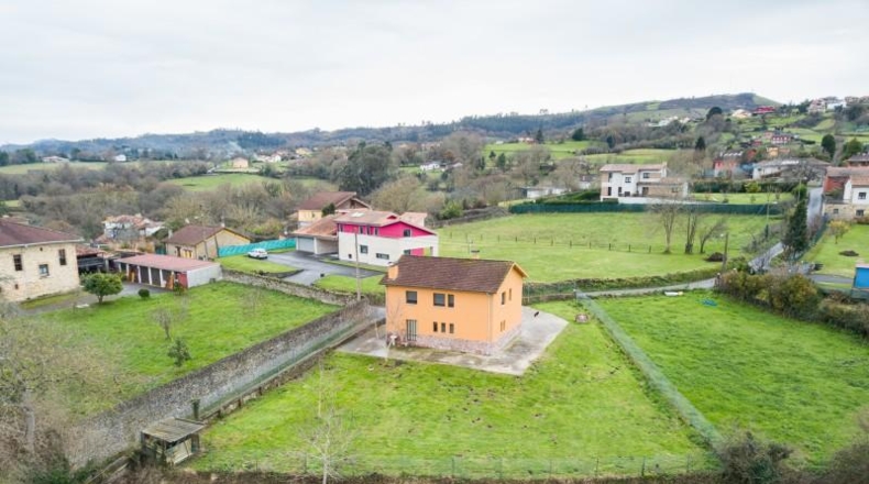 Asturias - Oviedo - 1080m2