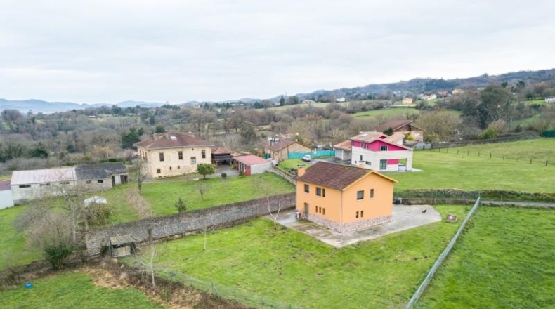 Asturias - Oviedo - 1080m2