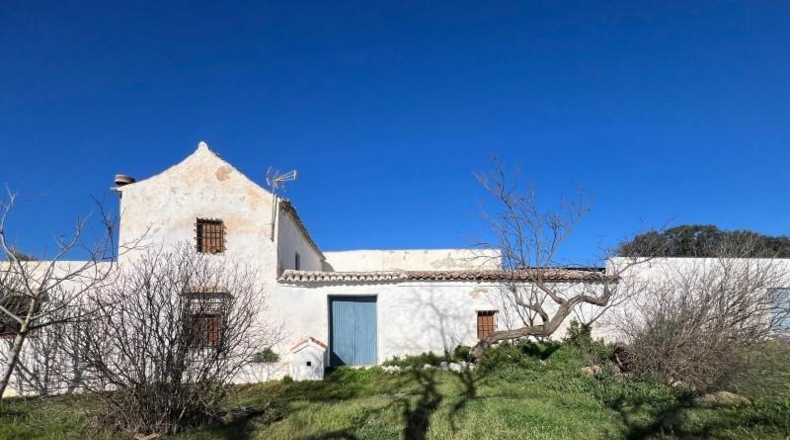 Málaga - Antequera - 71708m2