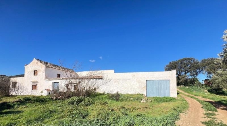 Málaga - Antequera - 71708m2