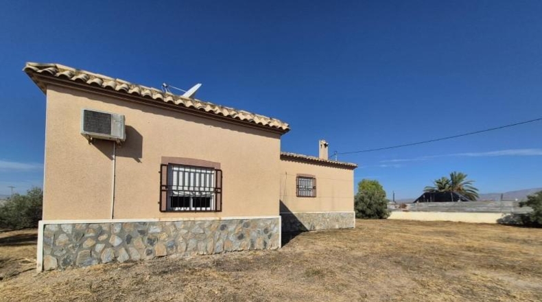 Alicante - Catral - 2600m2