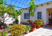 Chalet independiente con terreno en venta en la España, la Bisbal del Penedès, ref: TR354081 foto