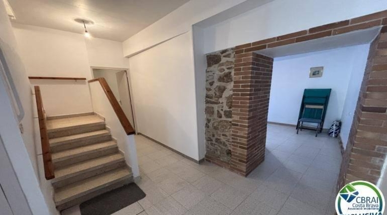 Gerona - Marzà - 188m2
