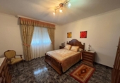 Chalet independiente con terreno en venta en la España, Ponferrada, ref: TR371770 foto