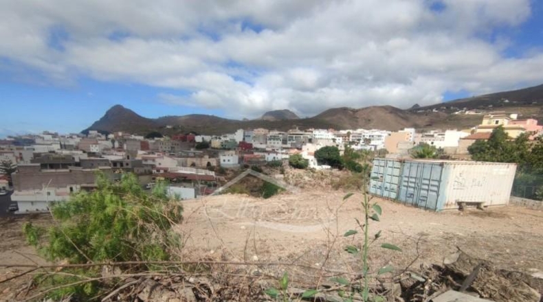 Santa Cruz de Tenerife - Arona - 2384m2