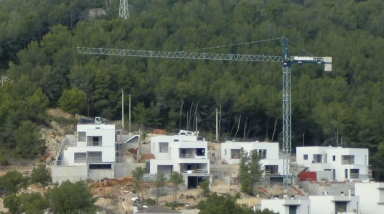 Barcelona - Оливелья - 13275m2