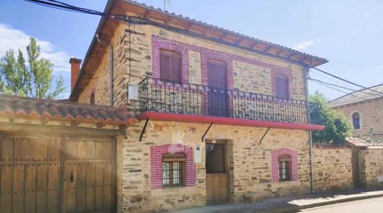 León - Lucillo - 779m2