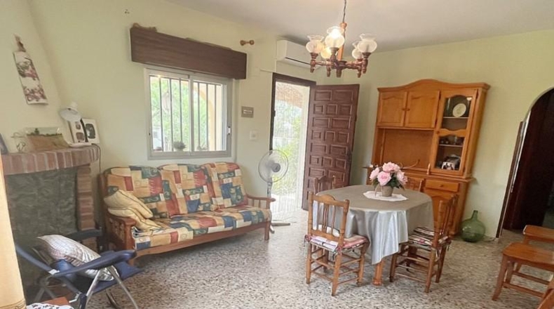 Valencia - Oliva - 890m2