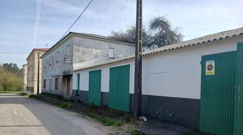 Pontevedra - А Роча - 909m2