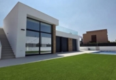 Отдельно стоящий дом с участком на продажу в городе Alhama de Murcia Фото