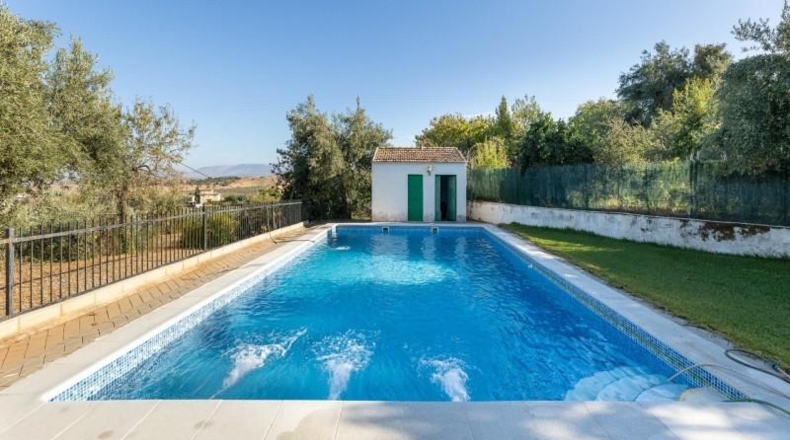 Granada - Dílar - 1294m2