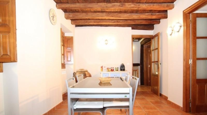Zaragoza - Uncastillo - 618m2