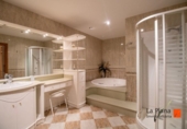 Casa de pueblo en venta en la España, Santa Bàrbara, ref: TR303580 foto