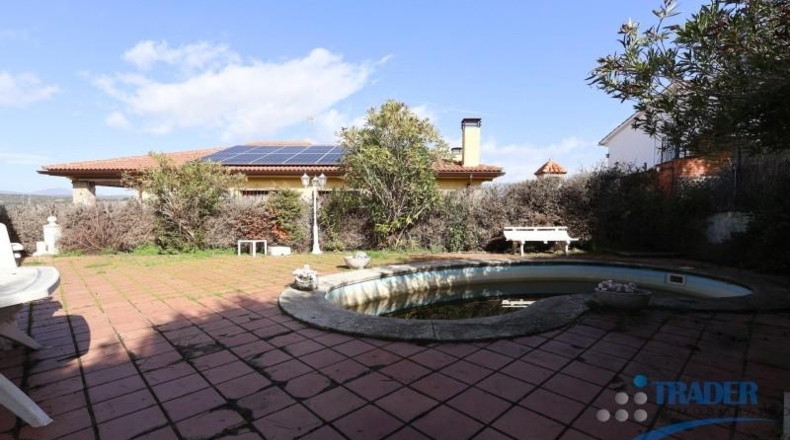 Comunidad de Madrid - Aldea del Fresno - 642m2