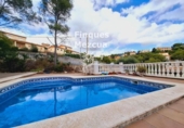 Chalet independiente con terreno en venta en la España, Calafell, ref: TR379838 foto