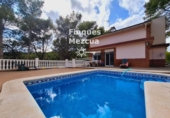 Chalet independiente con terreno en venta en la España, Calafell, ref: TR379838 foto
