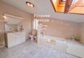 Chalet independiente con terreno en venta en la España, Calafell, ref: TR379838 foto
