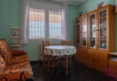 Chalet independiente con terreno en venta en la España, Sariñena, ref: TR311270 foto